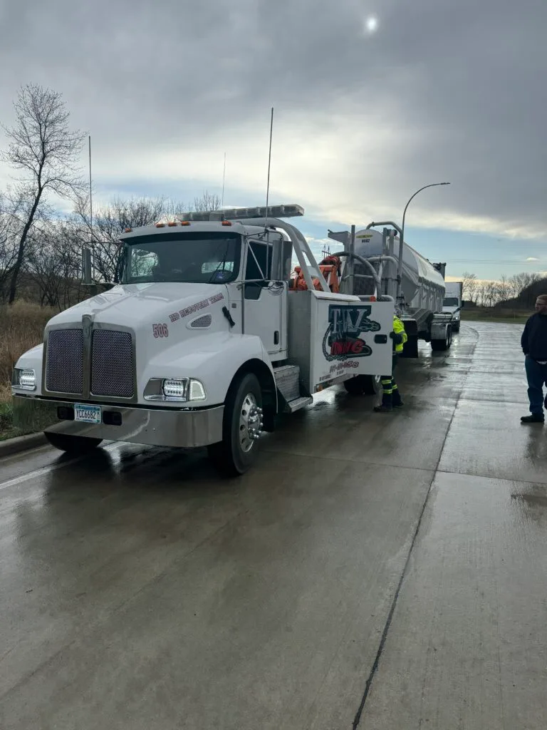 white towing truck