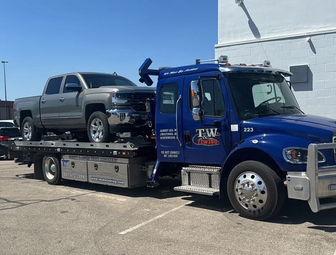 Roadside Assistance Steele Center